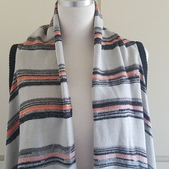 TCEC Long Sweater Vest, Grey/Blue Stripe, M, NWOT - Picture 2 of 6
